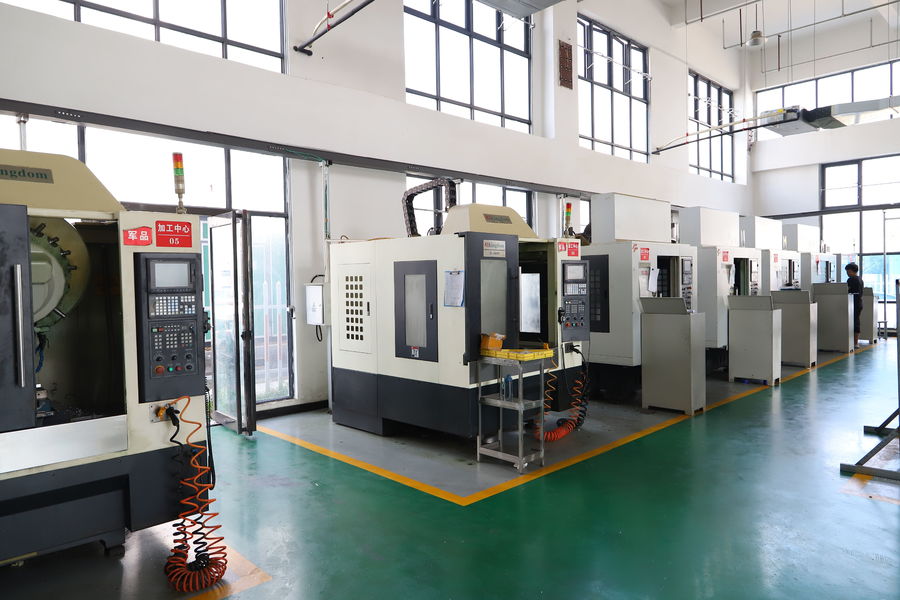 Luoyang Hypersolid Metal Tech Co., Ltd メーカー生産ライン